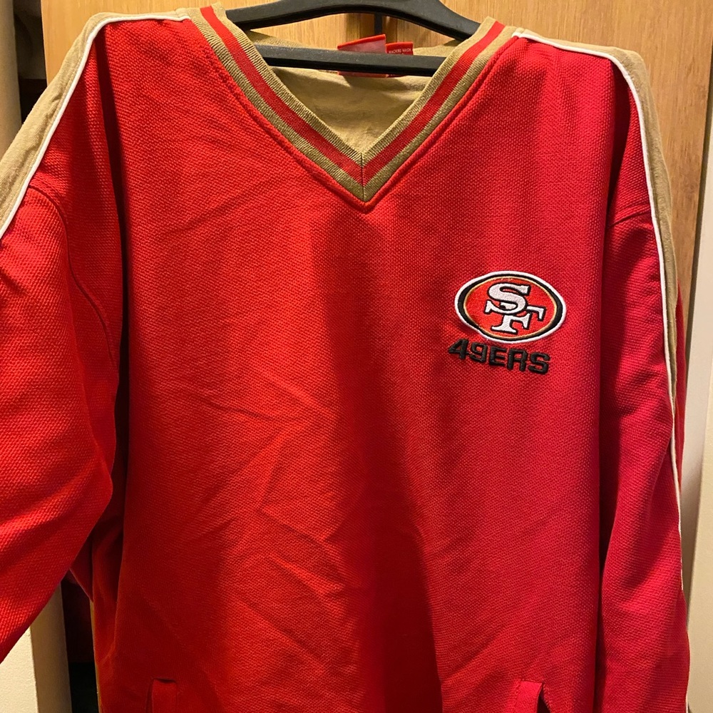 San Francisco 49ers sweat shirt